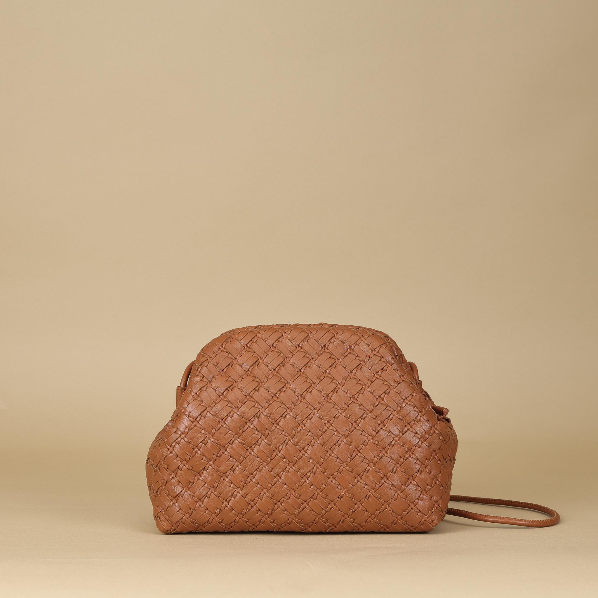 Calonge sling bags top
