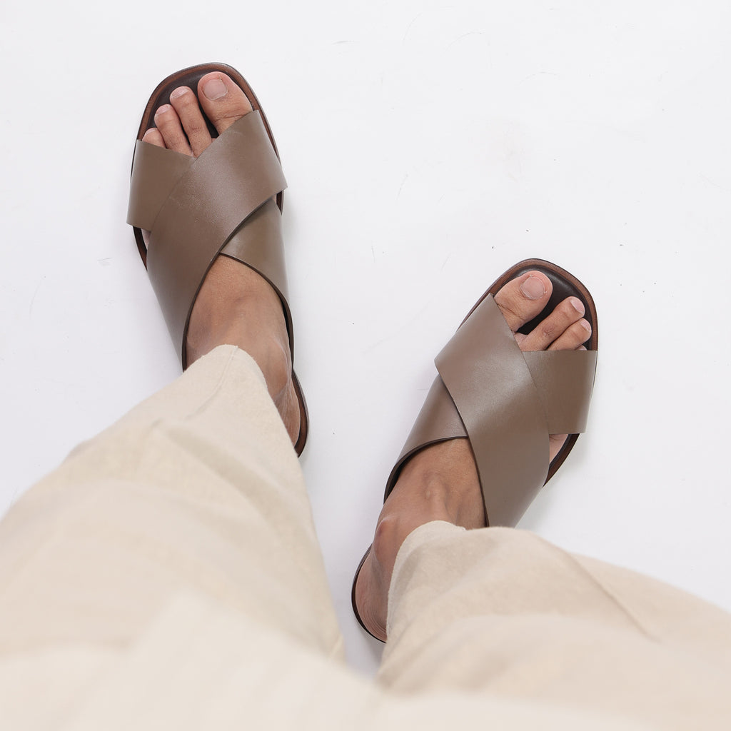 Light brown leather sandal