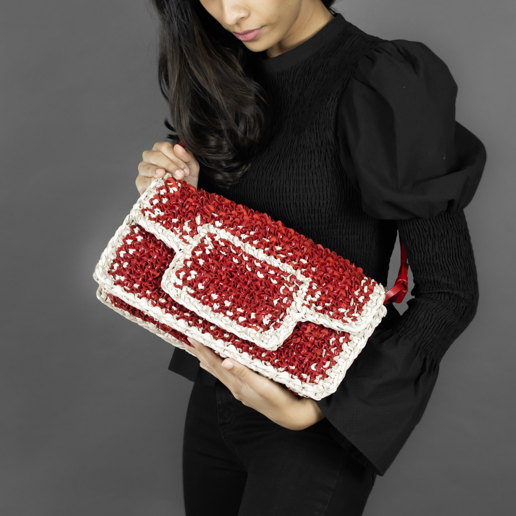 CA 1522 | HANDWOVEN IRIS | STRAWBERRY CHANTILLY - Calonge