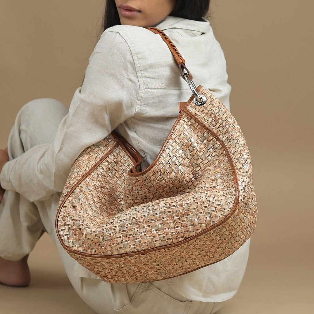 CA 982 | WOVEN | PEARLISED MOON - Calonge