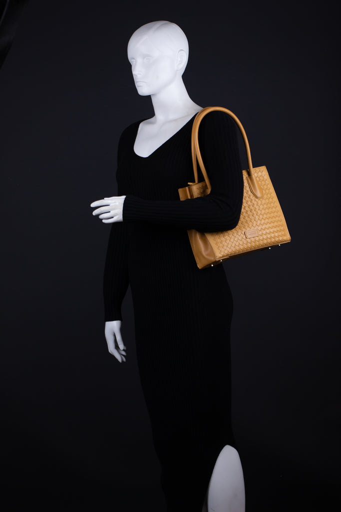 CA 1239 | INT 10 | MUSTARD - Calonge