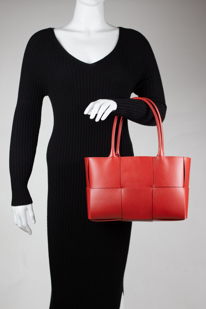 CA 1438 SMALL | DAMA 10 | RED - Calonge
