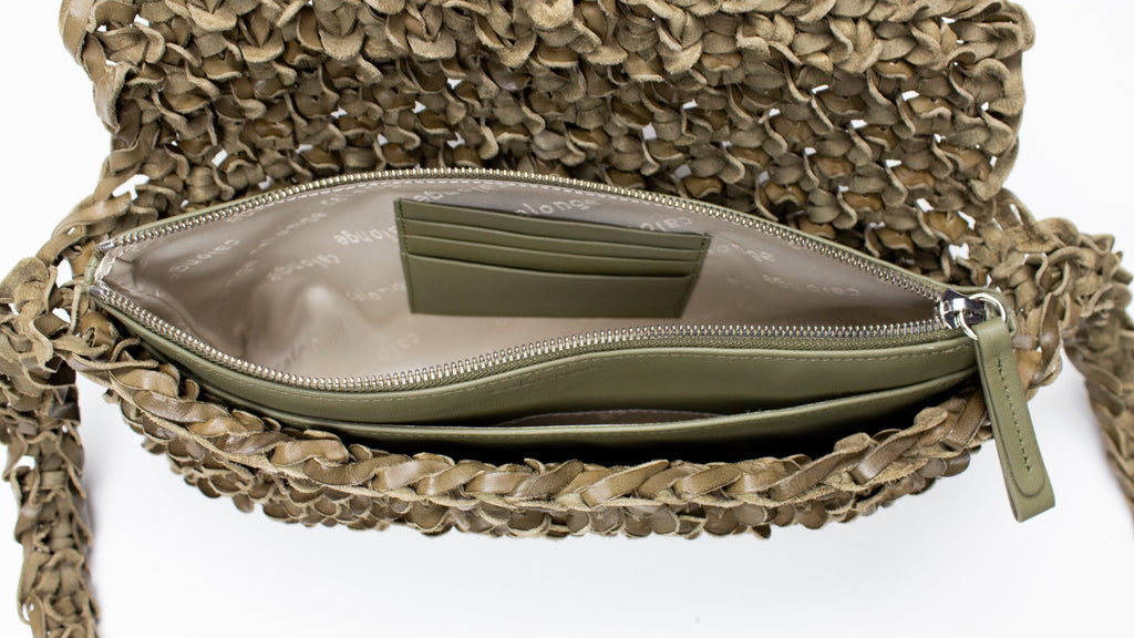 CA 1447 | MEDIUM IRIS | MOSS - Calonge