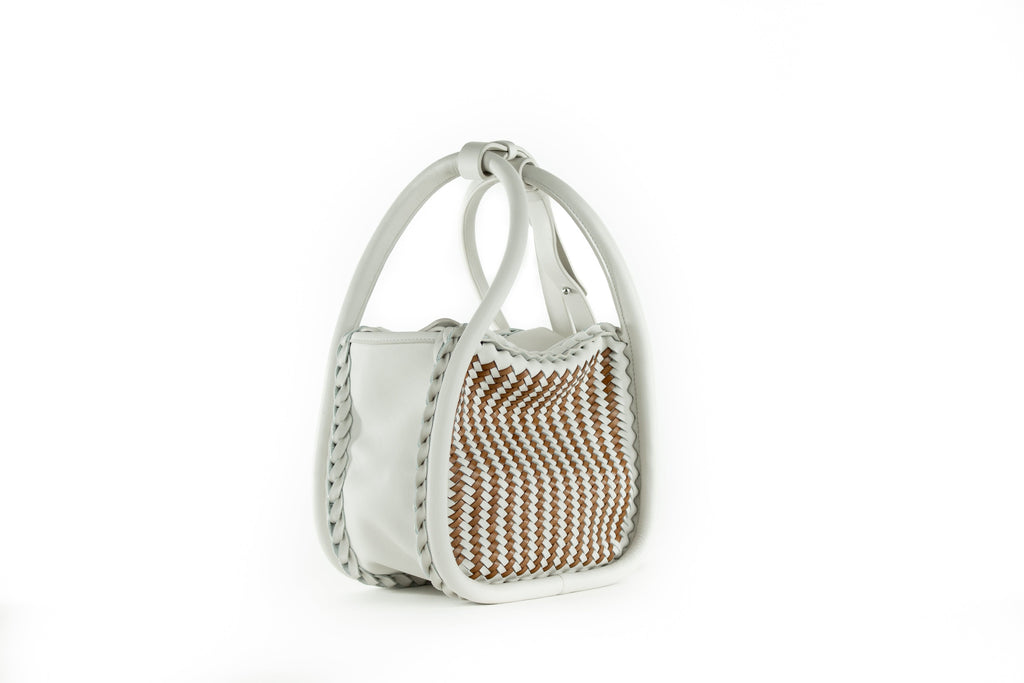 CA 1471 | INT | HAZEL - Calonge