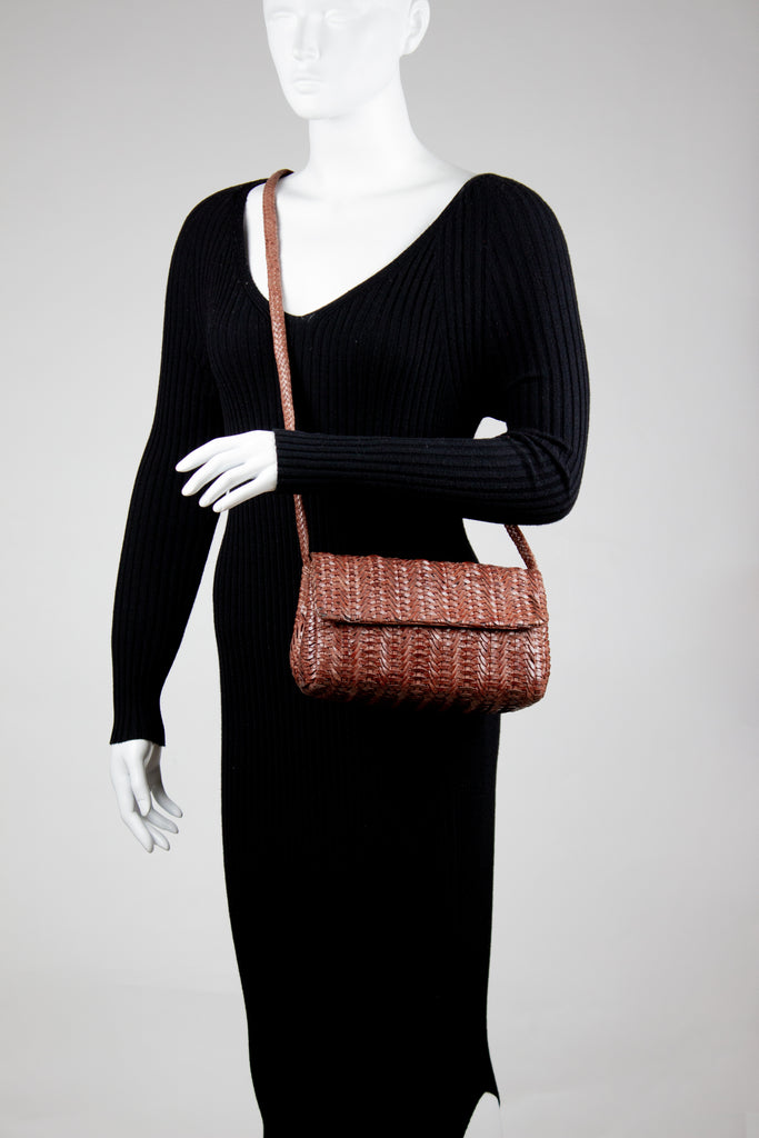 CA 571 | INT | MAHOGANY - Calonge