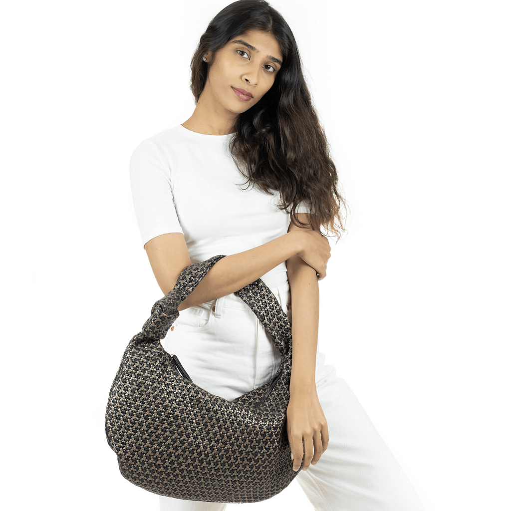 CA 1524 LARGE | HANDWOVEN FREDDY | METALLIC ONYX - Calonge