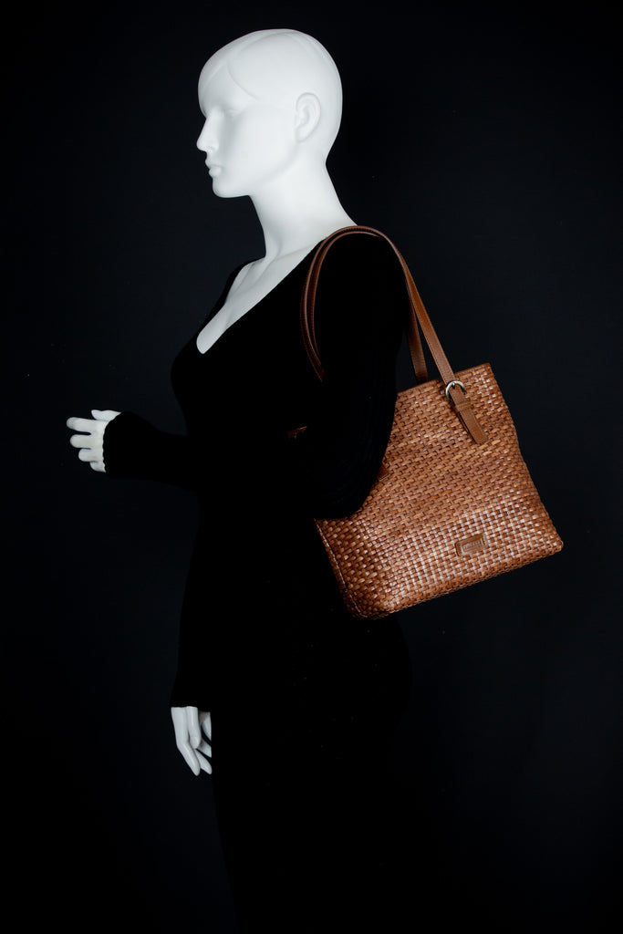 CA EK 3 | WOVEN CANE | DARK TAN - Calonge