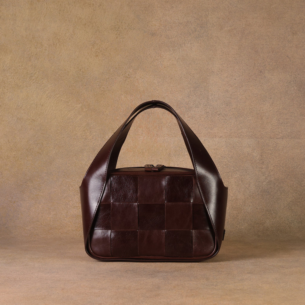 CA 1482 | DAMA 5 | UMBER - Calonge